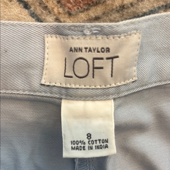 LOFT 8 Women's High Waist Light Blue Gray Shorts - Picture 4 of 9